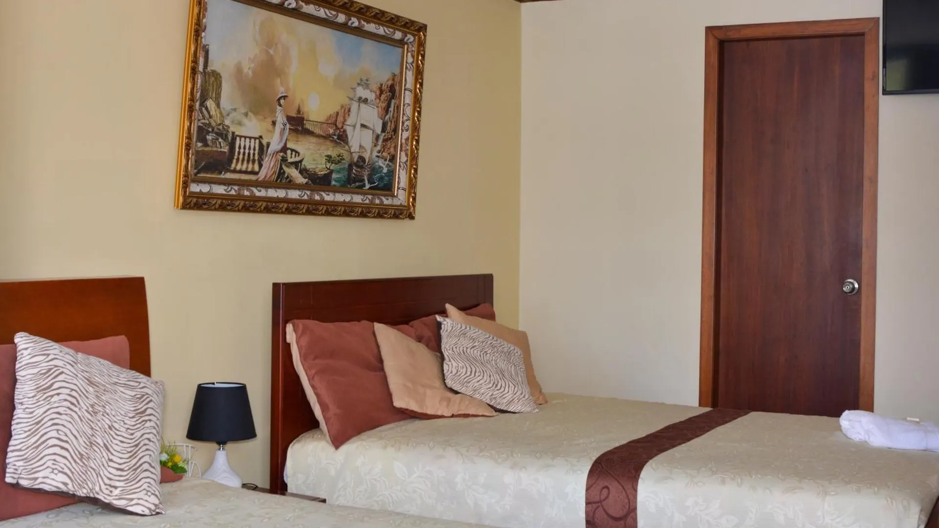 Hotel Villa Lafayette Quito