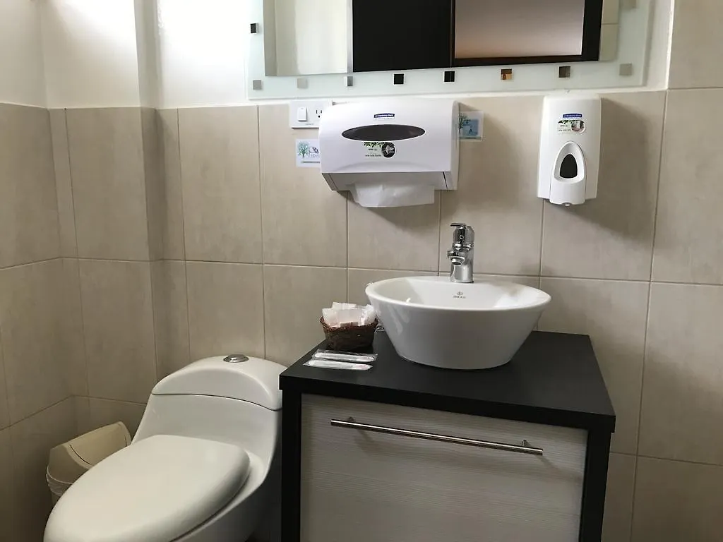 Hotel Villa Lafayette Quito 3*,